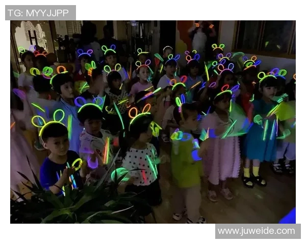 在济南街头偶遇足球明星的奇妙瞬间与他们的故事分享